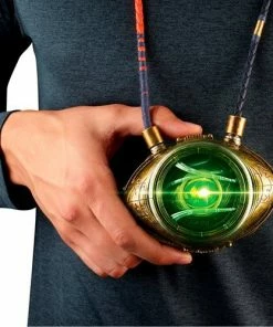Hasbro Doctor Strange Marvel Legends Series Eye Of Agamotto Electronic Talisman Prop Replica New Arrivals