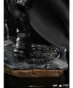 Iron Studios Batman: The Dark Knight Batman MiniCo. Vinyl Figure