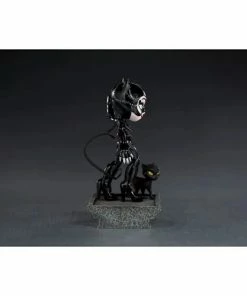 Iron Studios Batman Returns Catwoman MiniCo. Vinyl Figure